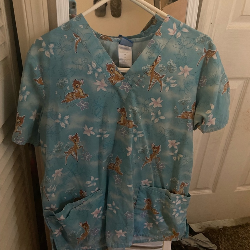 Scrub top
